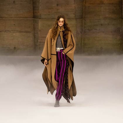 Paris fashion week Womenwear FALL WINTER 2026 2027 CHLOE 5th March 2026 sylvie lefort photography MAXPPP 05 03 2026 @sylvie Lefort Photography MAXPPP 05 03 26 Models present creations from the Womenswear FALL WINTER 2026 2027collection by CHLOE during the Paris Fashion Week, in Paris, France 5th March 2026 The presentation of the Womens collections from March 2nd to March 10th 26  Copyright: xMAXPPPxsylviexlefortxphotographyx LFR202603055176 LFR202603055176