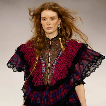 Paris fashion week Womenwear FALL WINTER 2026 2027 CHLOE 5th March 2026 sylvie lefort photography MAXPPP 05 03 2026 @sylvie Lefort Photography MAXPPP 05 03 26 Models present creations from the Womenswear FALL WINTER 2026 2027collection by CHLOE during the Paris Fashion Week, in Paris, France 5th March 2026 The presentation of the Womens collections from March 2nd to March 10th 26  Copyright: xMAXPPPxsylviexlefortxphotographyx LFR202603055182 LFR202603055182