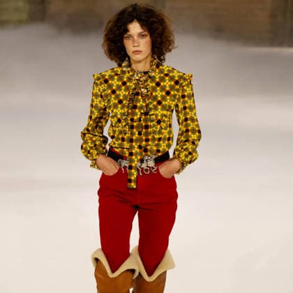 Paris fashion week Womenwear FALL WINTER 2026 2027 CHLOE 5th March 2026 sylvie lefort photography MAXPPP 05 03 2026 @sylvie Lefort Photography MAXPPP 05 03 26 Models present creations from the Womenswear FALL WINTER 2026 2027collection by CHLOE during the Paris Fashion Week, in Paris, France 5th March 2026 The presentation of the Womens collections from March 2nd to March 10th 26  Copyright: xMAXPPPxsylviexlefortxphotographyx LFR202603055183 LFR202603055183