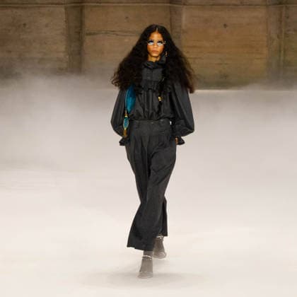 Paris fashion week Womenwear FALL WINTER 2026 2027 CHLOE 5th March 2026 sylvie lefort photography MAXPPP 05 03 2026 @sylvie Lefort Photography MAXPPP 05 03 26 Models present creations from the Womenswear FALL WINTER 2026 2027collection by CHLOE during the Paris Fashion Week, in Paris, France 5th March 2026 The presentation of the Womens collections from March 2nd to March 10th 26  Copyright: xMAXPPPxsylviexlefortxphotographyx LFR202603055184 LFR202603055184