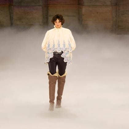 Paris fashion week Womenwear FALL WINTER 2026 2027 CHLOE 5th March 2026 sylvie lefort photography MAXPPP 05 03 2026 @sylvie Lefort Photography MAXPPP 05 03 26 Models present creations from the Womenswear FALL WINTER 2026 2027collection by CHLOE during the Paris Fashion Week, in Paris, France 5th March 2026 The presentation of the Womens collections from March 2nd to March 10th 26  Copyright: xMAXPPPxsylviexlefortxphotographyx LFR202603055194 LFR202603055194