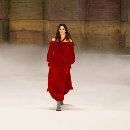 Paris fashion week Womenwear FALL WINTER 2026 2027 CHLOE 5th March 2026 sylvie lefort photography MAXPPP 05 03 2026 @sylvie Lefort Photography MAXPPP 05 03 26 Models present creations from the Womenswear FALL WINTER 2026 2027collection by CHLOE during the Paris Fashion Week, in Paris, France 5th March 2026 The presentation of the Womens collections from March 2nd to March 10th 26  Copyright: xMAXPPPxsylviexlefortxphotographyx LFR202603055211 LFR202603055211