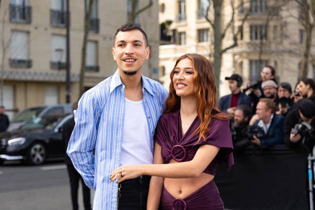 youssef swatt s et sa compagne aux arrivals au défilé Rabanne Collection Femme Prêt à Porter Automne Hiver 2026 2027 lors de la Fashion Week de Paris PFW à lUnesco, à Paris, France, le 5 mars 2026 Thibault Duboucher Bestimage Arrivals at the Rabanne Women s Ready to Wear Fall Winter 2026 2027 show during Paris Fashion Week PFW at UNESCO, Paris, France, on March 5, 2026 Paris France  Copyright: xThibaultxDuboucherx xBestimagexThibaultxDuboucherx xBestimagex