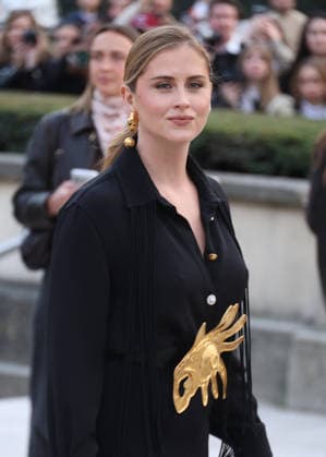 Valentina Ferragni at the Arrivals at the Schiaparelli Womens Ready to Wear Fall Winter 2026 2027 fashion show at the Carrousel du Louvre during Paris Fashion Week PFW , in Paris, FRance, on March 5, 2026 Denis Guignebourg Bestimage Arrivals at the Schiaparelli Womens Ready to Wear Fall Winter 2026 2027 fashion show at the Carrousel du Louvre during Paris Fashion Week PFW , in Paris, France, on March 5, 2026  Copyright: xDenisxGuignebourgx xBestimagexDenisxGuignebourgx xBestimagex