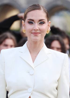 Chiara Ferragni at the Arrivals at the Schiaparelli Womens Ready to Wear Fall Winter 2026 2027 fashion show at the Carrousel du Louvre during Paris Fashion Week PFW , in Paris, FRance, on March 5, 2026 Denis Guignebourg Bestimage Arrivals at the Schiaparelli Womens Ready to Wear Fall Winter 2026 2027 fashion show at the Carrousel du Louvre during Paris Fashion Week PFW , in Paris, France, on March 5, 2026  Copyright: xDenisxGuignebourgx xBestimagexDenisxGuignebourgx xBestimagex