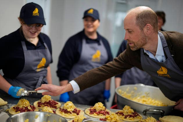 . 05 03 2026. Heston, United Kingdom. Prince William during a visit to the Gear Farm Pasty Company, a family-run farm known for producing traditional Cornish pasties in Heston, Cornwall, United Kingdom.  xPoolx xi-Imagesx IIM-26614-0020