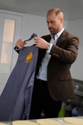 Entertainment Bilder des Tages . 05 03 2026. Heston, United Kingdom. Prince William during a visit to the Gear Farm Pasty Company, a family-run farm known for producing traditional Cornish pasties in Heston, Cornwall, United Kingdom.  xPoolx xi-Imagesx IIM-26614-0022