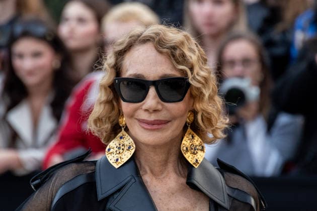 PFW Schiaparelli Outside Arrivals NB Marisa Berenson arrived at the Schiaparelli Womenswear Fall Winter 2026-2027 show as part of Paris Fashion Week on March 05, 2026 in Paris, France. Photo by Nasser Berzane ABACAPRESS.COM Paris France  Copyright: xBerzanexNasser ABACAx