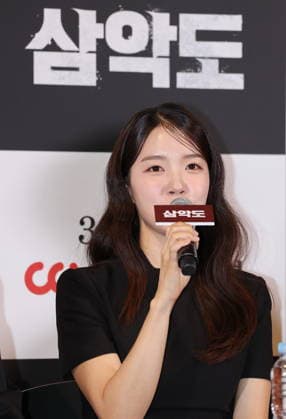 S. Korean actress Jo Yoon-seo S. Korean actress Jo Yoon-seo South Korean actress Jo Yoon-seo, who stars in the new movie Samakdo, speaks during a publicity event in Seoul on March, 5, 2026, to promote the movie, set to hit local screens in South Korea on March 11. (Yonhap) 2026-03-06 10:45:23 < 1980-2026 YONHAPNEWS AGENCY. .> ¼­¿ïÆ¯º°½Ã EDITORIAL USE ONLY  Copyright: xx PYH2026030604510034400 YonhapxNewsx yonphotos250281