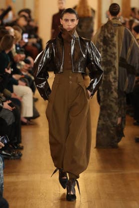 PFW - Uma Wang Runway A model walks the runway during the Uma Wang Womenswear Fall Winter 2026-2027 show as part of Paris Fashion Week on March 05, 2026 in Paris, France. Photo by Alain Gil Gonzalez ABACAPRESS.COM Paris France  Copyright: xGonzalezxAlain-Gil ABACAx