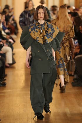 PFW - Uma Wang Runway A model walks the runway during the Uma Wang Womenswear Fall Winter 2026-2027 show as part of Paris Fashion Week on March 05, 2026 in Paris, France. Photo by Alain Gil Gonzalez ABACAPRESS.COM Paris France  Copyright: xGonzalezxAlain-Gil ABACAx