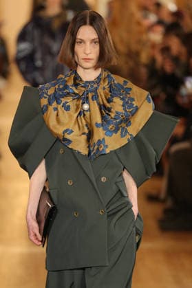 PFW - Uma Wang Runway A model walks the runway during the Uma Wang Womenswear Fall Winter 2026-2027 show as part of Paris Fashion Week on March 05, 2026 in Paris, France. Photo by Alain Gil Gonzalez ABACAPRESS.COM Paris France  Copyright: xGonzalezxAlain-Gil ABACAx