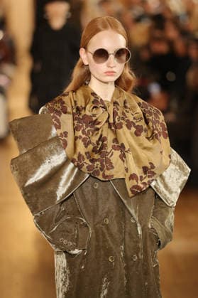 PFW - Uma Wang Runway A model walks the runway during the Uma Wang Womenswear Fall Winter 2026-2027 show as part of Paris Fashion Week on March 05, 2026 in Paris, France. Photo by Alain Gil Gonzalez ABACAPRESS.COM Paris France  Copyright: xGonzalezxAlain-Gil ABACAx