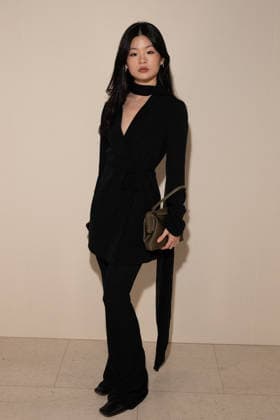 PFW - Icicle Photocall A guest attends the Icicle Womenswear Fall Winter 2026-2027 show as part of Paris Fashion Week on March 05, 2026 in Paris, France. Photo by Laurent Zabulon ABACAPRESS.COM Paris France  Copyright: xZabulonxLaurent ABACAx