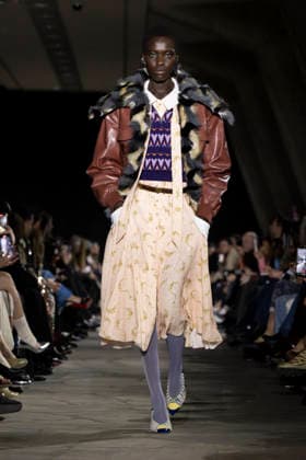 Runway during the Rabanne Womenswear Fall Winter 2026 2027 show as part of Paris Fashion Week PFW à lUnesco, à Paris, France, le 5 mars 2026 Bestimage Runway during the Rabanne Womenswear Fall Winter 2026 2027 show as part of Paris Fashion Week on March 05, 2026 in Paris, France Paris France  Copyright: xAgencex xBestimagexAgencex xBestimagex