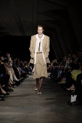 Runway during the Rabanne Womenswear Fall Winter 2026 2027 show as part of Paris Fashion Week PFW à lUnesco, à Paris, France, le 5 mars 2026 Bestimage Runway during the Rabanne Womenswear Fall Winter 2026 2027 show as part of Paris Fashion Week on March 05, 2026 in Paris, France Paris France  Copyright: xAgencex xBestimagexAgencex xBestimagex