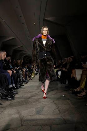 Runway during the Rabanne Womenswear Fall Winter 2026 2027 show as part of Paris Fashion Week PFW à lUnesco, à Paris, France, le 5 mars 2026 Bestimage Runway during the Rabanne Womenswear Fall Winter 2026 2027 show as part of Paris Fashion Week on March 05, 2026 in Paris, France Paris France  Copyright: xAgencex xBestimagexAgencex xBestimagex