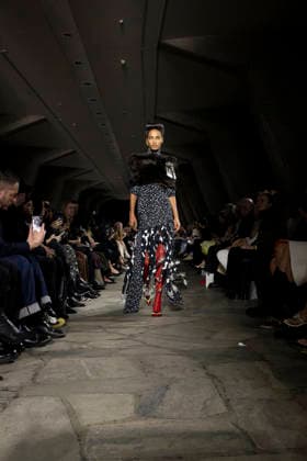 Runway during the Rabanne Womenswear Fall Winter 2026 2027 show as part of Paris Fashion Week PFW à lUnesco, à Paris, France, le 5 mars 2026 Bestimage Runway during the Rabanne Womenswear Fall Winter 2026 2027 show as part of Paris Fashion Week on March 05, 2026 in Paris, France Paris France  Copyright: xAgencex xBestimagexAgencex xBestimagex