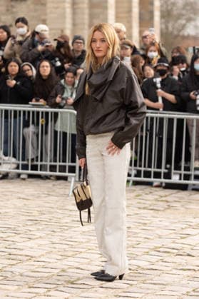 PFW Loewe Outside Arrivals NB Sarah Pidgeon arrived at the Loewe Womenswear Fall Winter 2026-2027 show as part of Paris Fashion Week on March 06, 2026 in Paris, France. Photo by Nasser Berzane ABACAPRESS.COM Paris France  Copyright: xBerzanexNasser ABACAx
