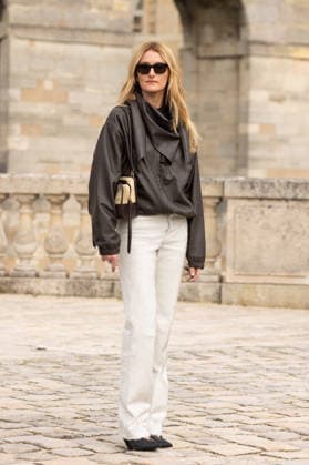 PFW Loewe Outside Arrivals NB Sarah Pidgeon arrived at the Loewe Womenswear Fall Winter 2026-2027 show as part of Paris Fashion Week on March 06, 2026 in Paris, France. Photo by Nasser Berzane ABACAPRESS.COM Paris France  Copyright: xBerzanexNasser ABACAx