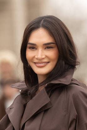 PFW Loewe Outside Arrivals NB Pia Wurtzbach arrived at the Loewe Womenswear Fall Winter 2026-2027 show as part of Paris Fashion Week on March 06, 2026 in Paris, France. Photo by Nasser Berzane ABACAPRESS.COM Paris France  Copyright: xBerzanexNasser ABACAx