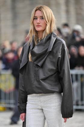 PFW Loewe Outside Arrivals Sarah Pidgeon arriving at the Loewe show during Fashion Week in Paris, France on March 6, 2026. Photo by Julien Reynaud APS-Medias ABACAPRESS.COM Paris France  Copyright: xReynaudxJulien APS-Medias ABACAx