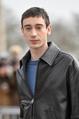 PFW Loewe Outside Arrivals Theodore Pellerin arriving at the Loewe show during Fashion Week in Paris, France on March 6, 2026. Photo by Julien Reynaud APS-Medias ABACAPRESS.COM Paris France  Copyright: xReynaudxJulien APS-Medias ABACAx