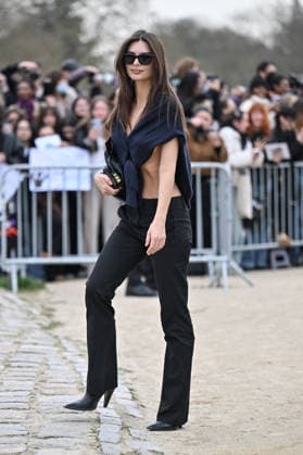 PFW Loewe Outside Arrivals Emily Ratajkowski arriving at the Loewe show during Fashion Week in Paris, France on March 6, 2026. Photo by Julien Reynaud APS-Medias ABACAPRESS.COM Paris France  Copyright: xReynaudxJulien APS-Medias ABACAx