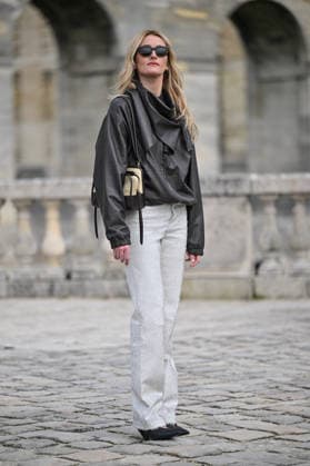 PFW Loewe Outside Arrivals Sarah Pidgeon arriving at the Loewe show during Fashion Week in Paris, France on March 6, 2026. Photo by Julien Reynaud APS-Medias ABACAPRESS.COM Paris France  Copyright: xReynaudxJulien APS-Medias ABACAx