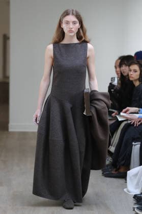 PFW - Ruohan Runway A model walks the runway during the Ruohan Womenswear Fall Winter 2026-2027 show as part of Paris Fashion Week on March 6, 2026 in Paris, France. Photo by Alain Gil Gonzalez ABACAPRESS.COM Paris France  Copyright: xGonzalezxAlain-Gil ABACAx