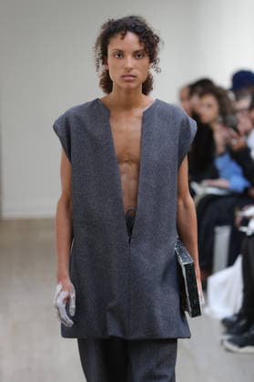 PFW - Ruohan Runway A model walks the runway during the Ruohan Womenswear Fall Winter 2026-2027 show as part of Paris Fashion Week on March 6, 2026 in Paris, France. Photo by Alain Gil Gonzalez ABACAPRESS.COM Paris France  Copyright: xGonzalezxAlain-Gil ABACAx