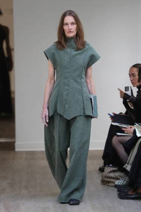 PFW - Ruohan Runway A model walks the runway during the Ruohan Womenswear Fall Winter 2026-2027 show as part of Paris Fashion Week on March 6, 2026 in Paris, France. Photo by Alain Gil Gonzalez ABACAPRESS.COM Paris France  Copyright: xGonzalezxAlain-Gil ABACAx