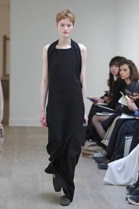 PFW - Ruohan Runway A model walks the runway during the Ruohan Womenswear Fall Winter 2026-2027 show as part of Paris Fashion Week on March 6, 2026 in Paris, France. Photo by Alain Gil Gonzalez ABACAPRESS.COM Paris France  Copyright: xGonzalezxAlain-Gil ABACAx