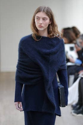 PFW - Ruohan Runway A model walks the runway during the Ruohan Womenswear Fall Winter 2026-2027 show as part of Paris Fashion Week on March 6, 2026 in Paris, France. Photo by Alain Gil Gonzalez ABACAPRESS.COM Paris France  Copyright: xGonzalezxAlain-Gil ABACAx