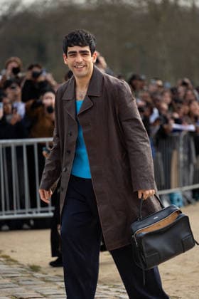 Omar Ayuso at the arrivals at the Loewe Womenswear Collection Prêt à Porter Automne Hiver 2026 2027 show as part of Paris Fashion Week PFW on the esplanade du Château de Vincennes, Paris, France, March 06, 2026 Thibault Duboucher Bestimage Arrivals at the Loewe Womenswear Fall Winter 2026 2027 show as part of Paris Fashion Week on March 06, 2026 in Paris, France Paris France  Copyright: xThibaultxDuboucherx xBestimagexThibaultxDuboucherx xBestimagex