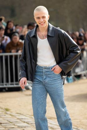 Ruaridh Mollica at the arrivals at the Loewe Womenswear Collection Prêt à Porter Automne Hiver 2026 2027 show as part of Paris Fashion Week PFW on the esplanade du Château de Vincennes, Paris, France, March 06, 2026 Thibault Duboucher Bestimage Arrivals at the Loewe Womenswear Fall Winter 2026 2027 show as part of Paris Fashion Week on March 06, 2026 in Paris, France Paris France  Copyright: xThibaultxDuboucherx xBestimagexThibaultxDuboucherx xBestimagex