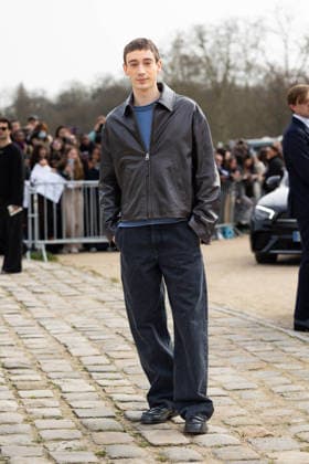 Theodore Pellerin at the arrivals at the Loewe Womenswear Collection Prêt à Porter Automne Hiver 2026 2027 show as part of Paris Fashion Week PFW on the esplanade du Château de Vincennes, Paris, France, March 06, 2026 Thibault Duboucher Bestimage Arrivals at the Loewe Womenswear Fall Winter 2026 2027 show as part of Paris Fashion Week on March 06, 2026 in Paris, France Paris France  Copyright: xThibaultxDuboucherx xBestimagexThibaultxDuboucherx xBestimagex