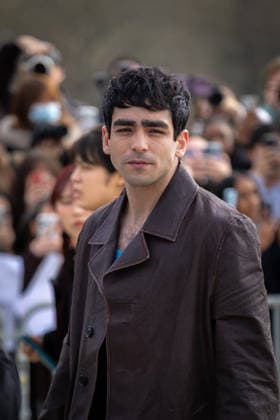 Omar Ayuso Celebrities at Loewe Collection Femme Prêt à Porter Automne Hiver 2026 2027 fashion show during Paris Fashion Week, on March 6th, 2026 Florian Lavielle Bestimage Celebrities at Loewe Ready to Wear Fall Winter 2026 2027 Women Collection fashion show, during Paris Fashion Week, on March 6th, 2026 Paris France  Copyright: xFlorianxLaviellex xBestimagexFlorianxLaviellex xBestimagex
