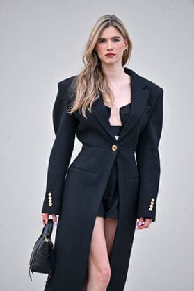 PFW Givenchy Outside Arrivals Zita D’Hauteville arriving at the Givenchy show during Fashion Week in Paris, France on March 6, 2026. Photo by Julien Reynaud APS-Medias ABACAPRESS.COM Paris France  Copyright: xReynaudxJulien APS-Medias ABACAx