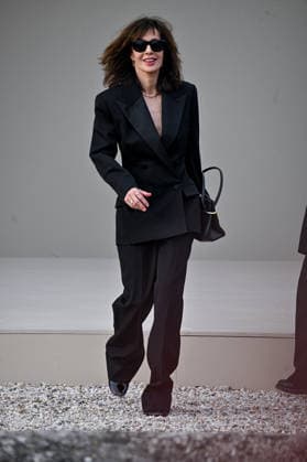 PFW Givenchy Outside Arrivals Anne Parillaud arriving at the Givenchy show during Fashion Week in Paris, France on March 6, 2026. Photo by Julien Reynaud APS-Medias ABACAPRESS.COM Paris France  Copyright: xReynaudxJulien APS-Medias ABACAx