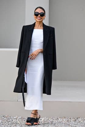 PFW Givenchy Outside Arrivals Emma Thynn arriving at the Givenchy show during Fashion Week in Paris, France on March 6, 2026. Photo by Julien Reynaud APS-Medias ABACAPRESS.COM Paris France  Copyright: xReynaudxJulien APS-Medias ABACAx
