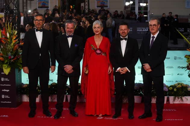 Malaga rolls out the red carpet for the 29th edition of the Film Festival The Minister of Culture and Sport, Patricia del Pozo c , with the director of the festival, Juan Antonio Vigar 2d , on the red carpet of the Malaga Festival, March 6, 2026 in Malaga Andalusia, Spain The city of Malaga rolls out the red carpet to become the epicenter of Spanish-language cinema until March 15 with the celebration of the 29th edition of the Malaga Film Festival, an event that will once again build bridges between Spain and Latin America and brings together works from 71 countries A total of 2,883 audiovisual works have been registered, of which 1,182 are directed by women, representing 41% of the total In the official competition section, 22 films, 12 S Copyright: xEuropaxPressx 7345743