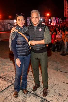 abb friend Nicole Toursarkissian and Florian Fitz as guests at the beach Falckellauf at 10 years Baltic Lights 2026 celebrity charity sled dog race in favor of Welthungerhilfe at the Baltic Sea between the Seebruecke Ahlbeck and the Seebruecke Heringsdorf , Friday 06 03 2026 in Heringsdorf MV Germany