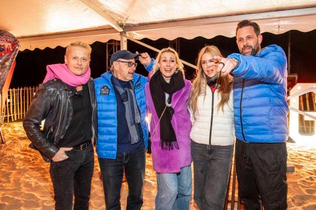 abb Roman Knizka, Wolfgang Stumph, Franziska Hippe, Nina Ensmann and Matthias Killing as guests on the beach at 10 years of Baltic Lights 2026 celebrity charity sled dog race in aid of Welthungerhilfe on the Baltic Sea between the Ahlbeck sea bridge and the Heringsdorf sea bridge , Friday 06 03 2026 in Heringsdorf MV Germany