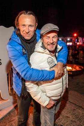 abb Bernhard Bettermann and Till Demtroeder as guests on the beach at the 10th anniversary of Baltic Lights 2026 celebrity charity sled dog race in aid of Welthungerhilfe on the Baltic Sea between the Ahlbeck sea bridge and the Heringsdorf sea bridge, Friday 06 03 2026 in Heringsdorf MV Germany