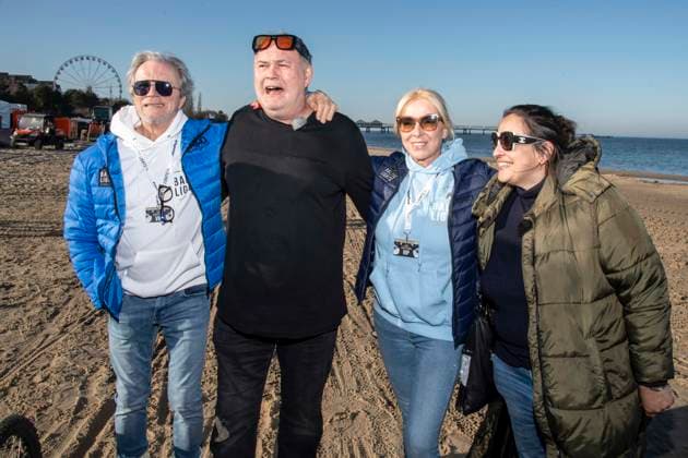 abb Wolfgang Lippert, Walter Lehnertz, Gesine Lippert and Sonja Burghausen wife Waldi as guests on the beach at 10 years Baltic Lights 2026 celebrity charity sled dog race in favor of Welthungerhilfe on the Baltic Sea between the Ahlbeck sea bridge and the Heringsdorf sea bridge , Friday 06 03 2026 in Heringsdorf MV Germany