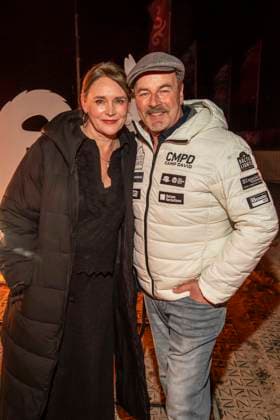 abb Julia Demtroeder and Till Demtroeder couple hosts on the beach at 10 years Baltic Lights 2026 celebrity charity sled dog race in favor of Welthungerhilfe at the Baltic Sea between the sea bridge Ahlbeck and the sea bridge Heringsdorf , Friday 06 03 2026 in Heringsdorf MV Germany