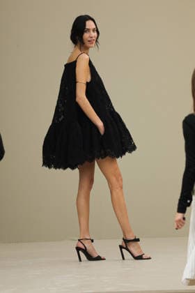 Paris Fashion Week People au defile Givenchy arrive au Défilé Givenchy Femme Automne Hiver 2026 2027 lors de la Fashion Week de Paris, 6 mars 2026 attends the Givenchy Womenswear Fall Winter 2026 2027 show as part of Paris Fashion Week on March 06, 2026 in Paris, France 453818 2026 03 06 France Chung, Alexa  Copyright: xIvankaxVoisinx xStarfacex STAR_453818_017