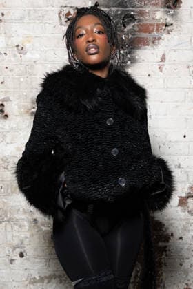 Ebony Cham au photocall du défilé Vaillant Collection Femme Prêt à Porter Automne Hiver 2026 2027 lors de la Fashion Week de Paris PFW au palais de Tokyo, à Paris, France, le 6 mars 2026 Julien Sarkissian Bestimage Photocall at the Vaillant Womenswear Fall Winter 2026 2027 show as part of Paris Fashion Week on March 06, 2026 in Paris, France Paris France  Copyright: xJulienxSarkissianx xBestimagexJulienxSarkissianx xBestimagex