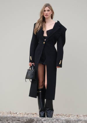 Zita dHauteville at the Arrivals at the Givenchy Womenswear Collection Prêt à Porter Automne Hiver 2026 2027 show as part of Paris Fashion Week PFW à lHotel National des Invalides, à Paris, France, le 6 mars 2026 Denis Guignebourg Bestimage Arrivals at the Givenchy Womenswear Fall Winter 2026 2027 show as part of Paris Fashion Week on March 6, 2026 in Paris, France Paris France  Copyright: xDenisxGuignebourgx xBestimagexDenisxGuignebourgx xBestimagex